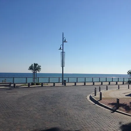 Ner Beach Calm Place منزل ريفي لارنكا